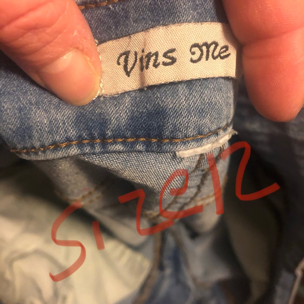 Jeans - Picture 2 of 3